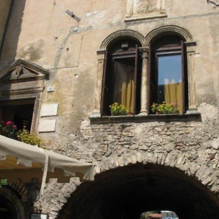 加尔达Palazzo Fregoso公寓 外观 照片